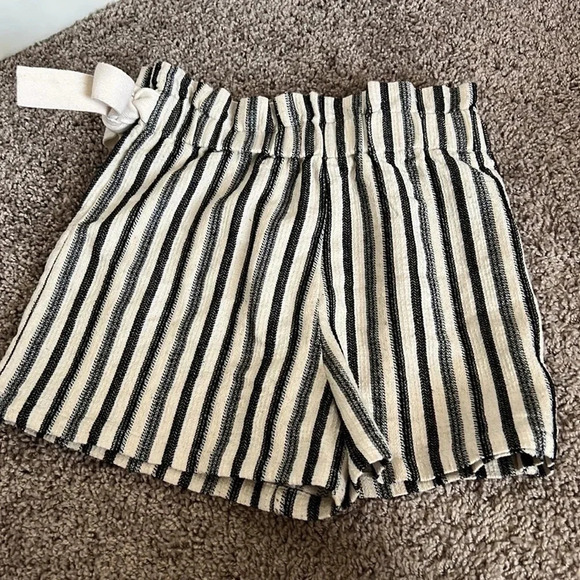 Urban Outfitters Striped Paper Bag Skort - Picture 4 of 8